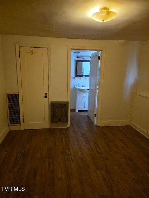 Photo #5: 1358 Farragut Avenue