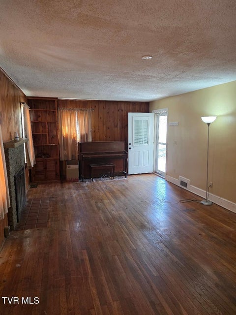 Photo #2: 1358 Farragut Avenue