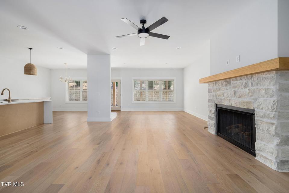 Photo #15: 235 Winston Place