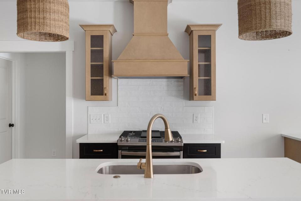 Photo #25: 235 Winston Place