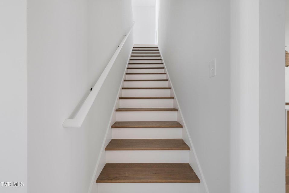 Photo #35: 235 Winston Place