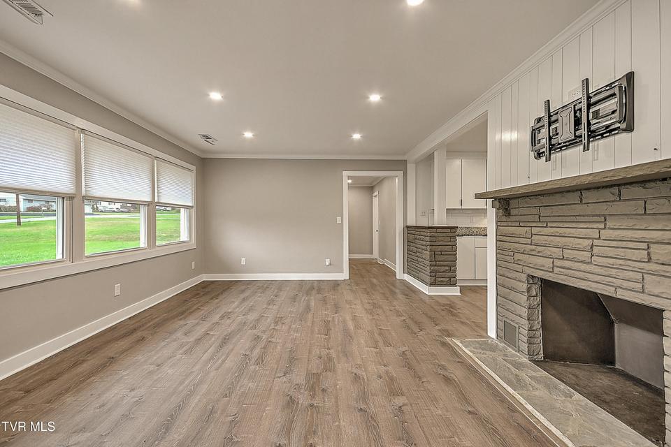 Photo #9: 105 Mcteer Drive