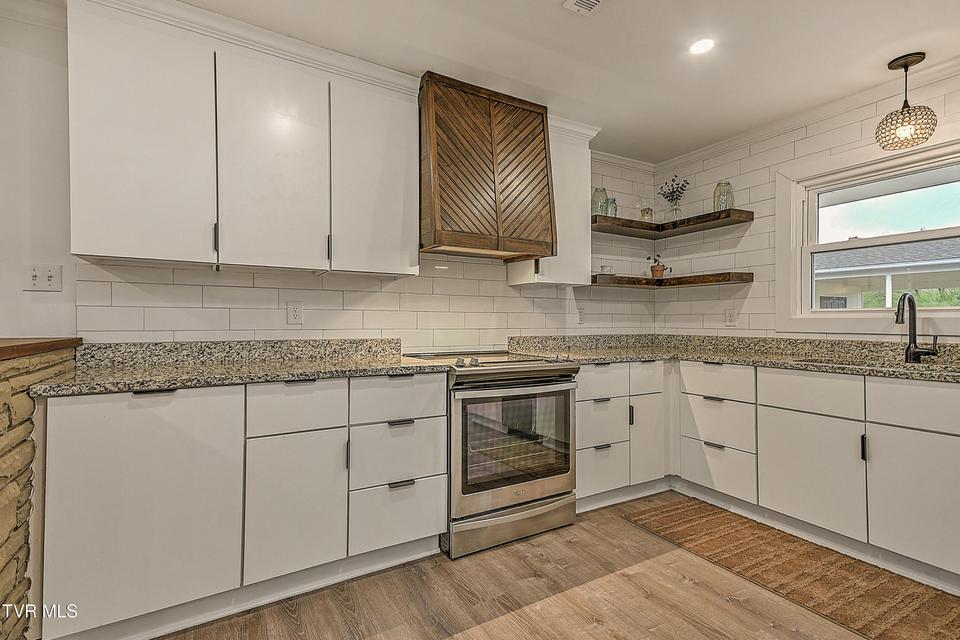 Photo #4: 105 Mcteer Drive