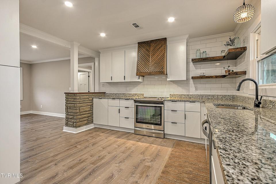 Photo #6: 105 Mcteer Drive