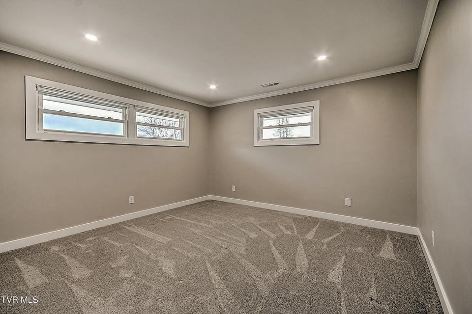 Photo #33: 105 Mcteer Drive