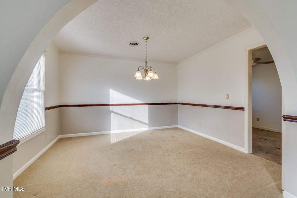 Photo #16: 1019 Somerset Drive