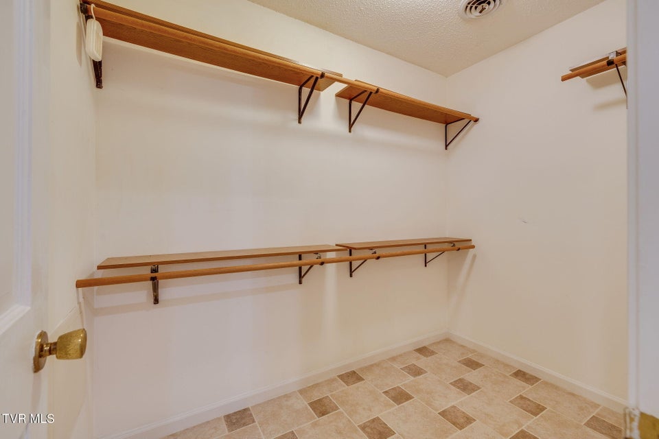 Photo #24: 1019 Somerset Drive