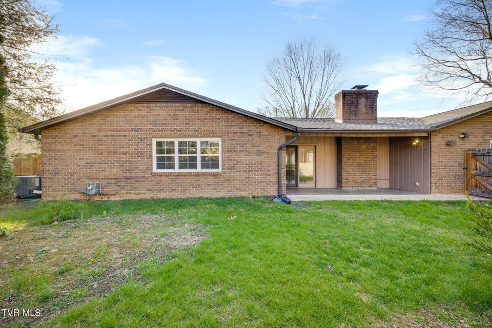 Photo #39: 1019 Somerset Drive