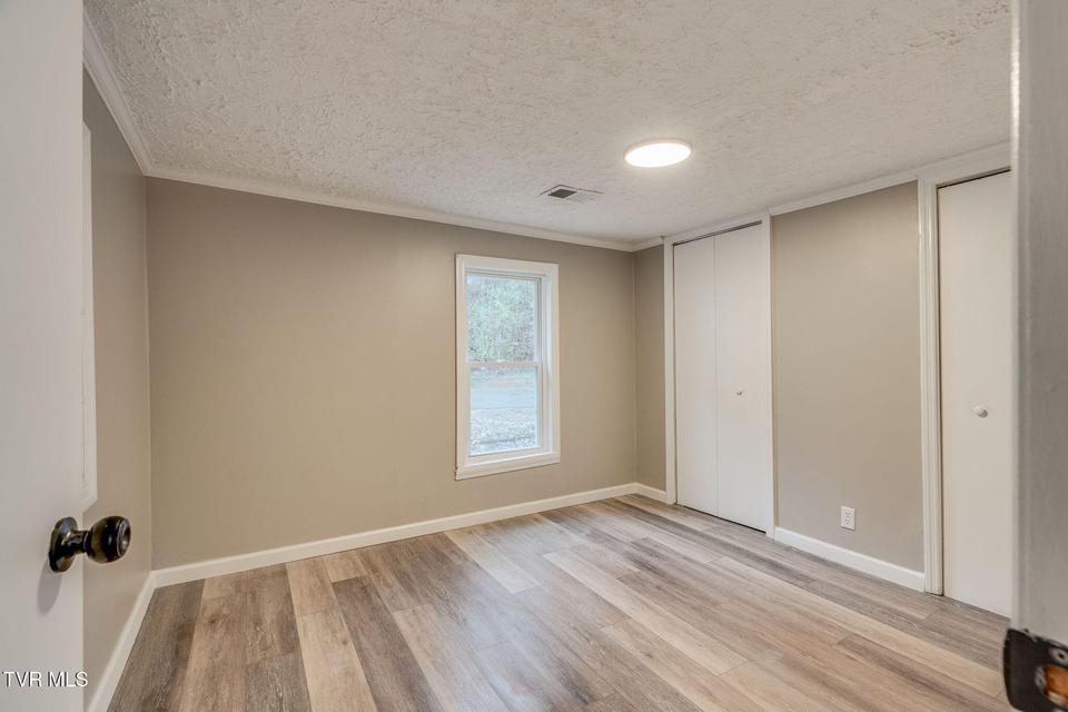 Photo #21: 1131 Berry Road