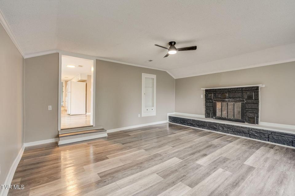 Photo #13: 1131 Berry Road