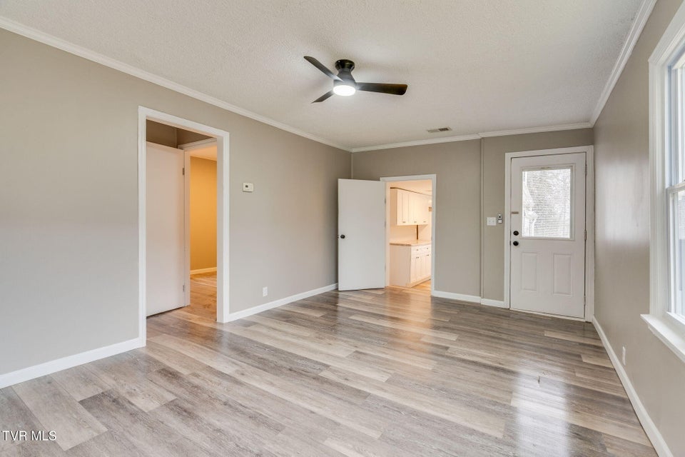 Photo #12: 1131 Berry Road