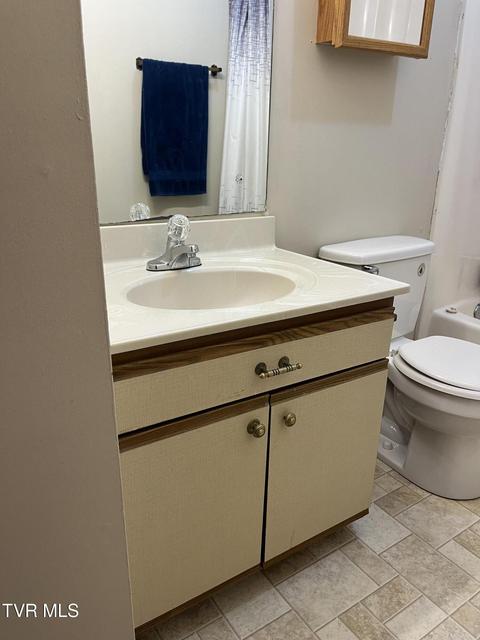 Photo #28: 348 River Road