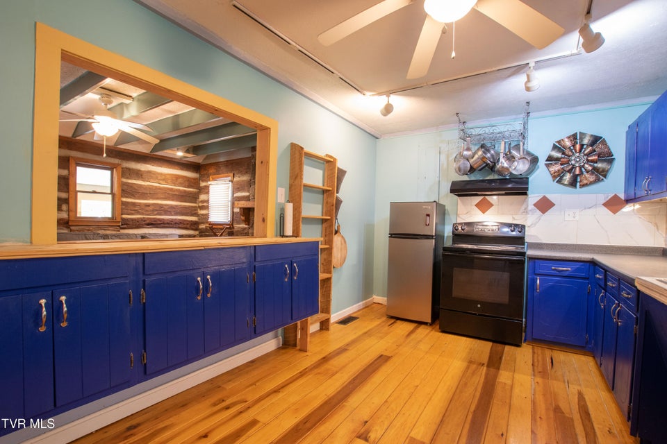 Photo #21: 331 Bear Cage Road