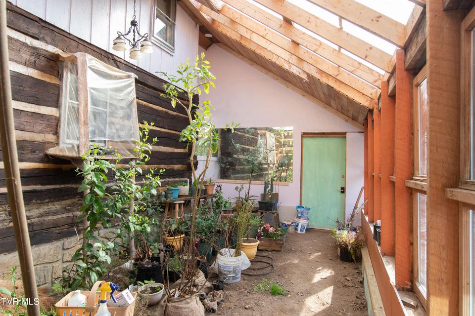 Photo #36: 331 Bear Cage Road