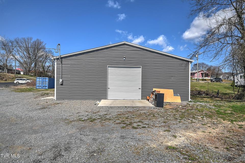 Photo #11: 150 Hemlock Drive