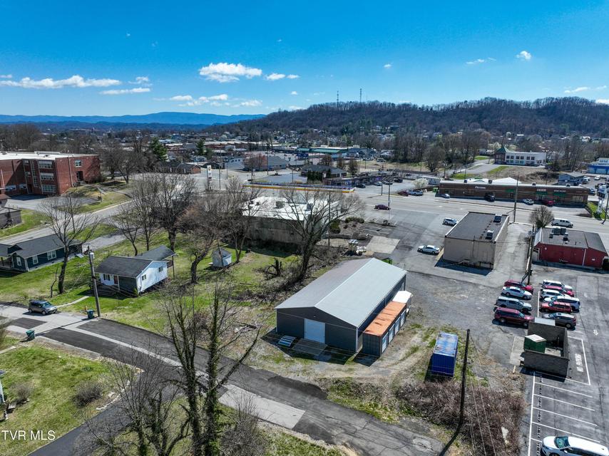 Photo #17: 150 Hemlock Drive