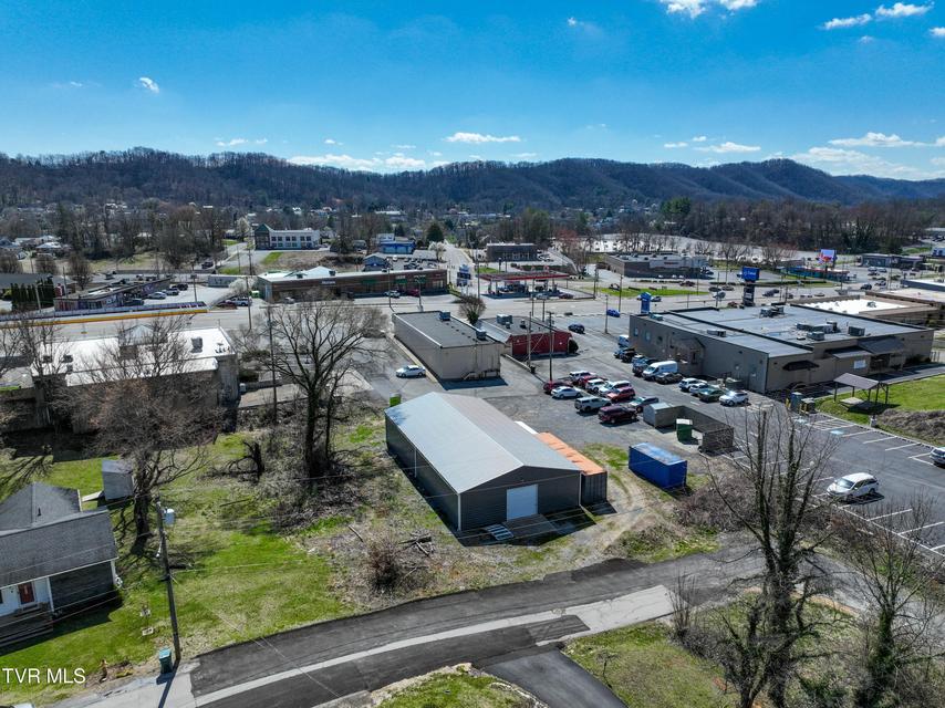 Photo #18: 150 Hemlock Drive