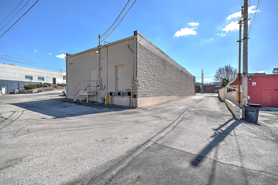 Photo #8: 2155 Euclid Avenue