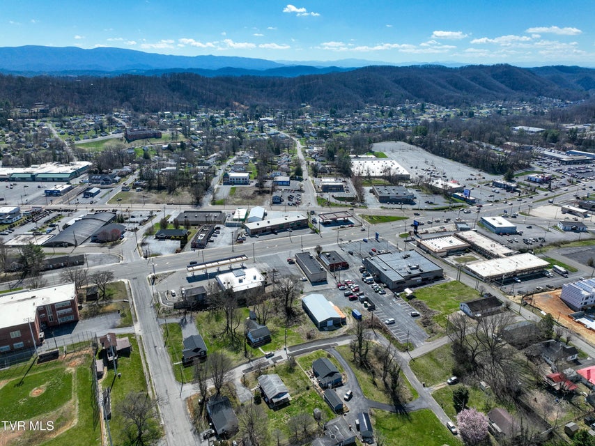 Photo #36: 2155 Euclid Avenue