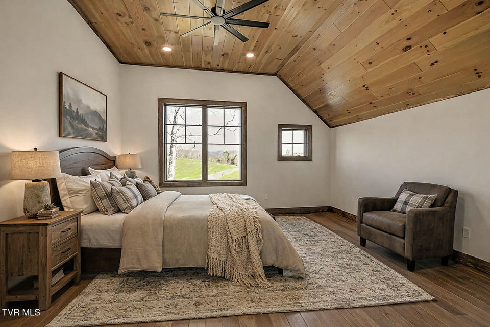 Photo #61: 136 Farmhouse Village Trail