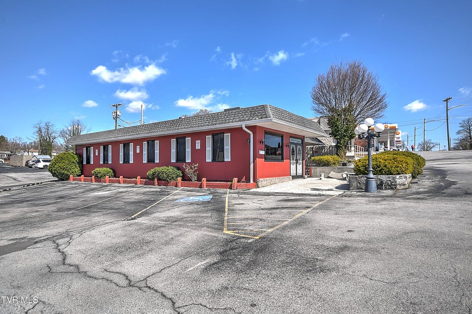 Photo #3: 2165 Euclid Avenue