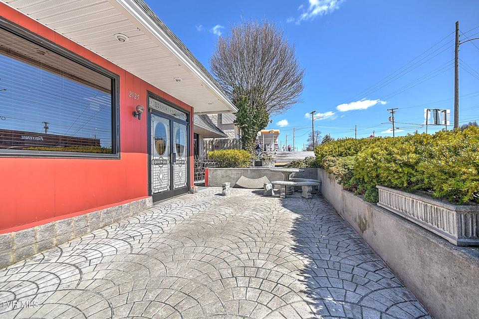 Photo #7: 2165 Euclid Avenue