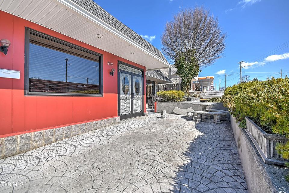 Photo #9: 2165 Euclid Avenue