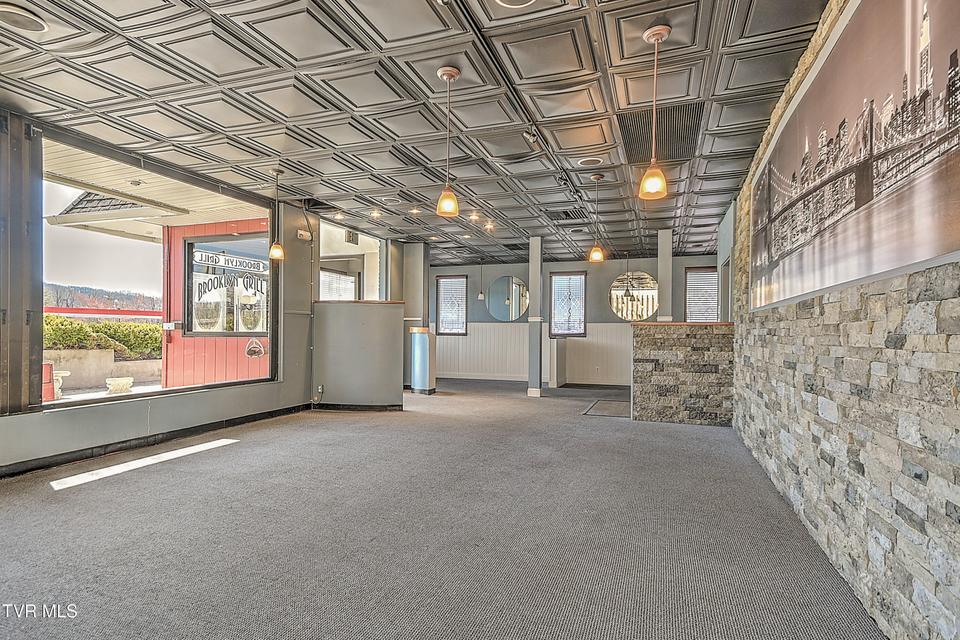 Photo #23: 2165 Euclid Avenue