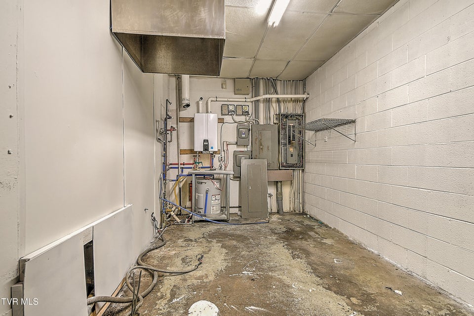 Photo #44: 2165 Euclid Avenue