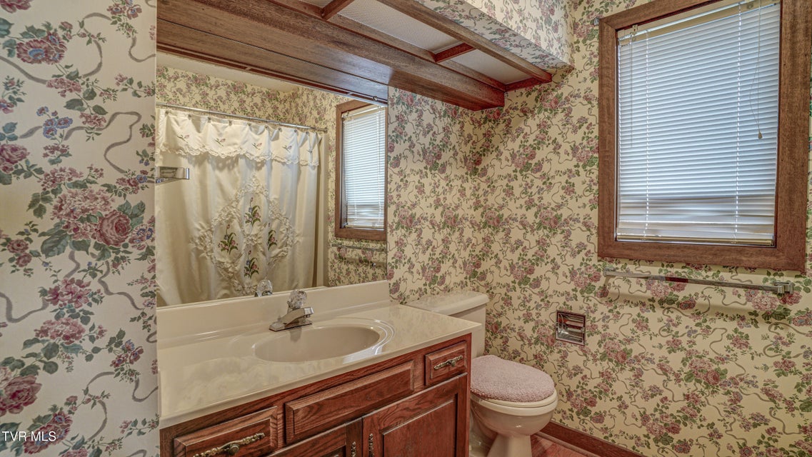 Photo #12: 120 Columbine Road