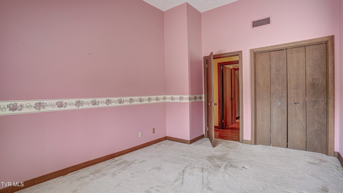 Photo #45: 120 Columbine Road