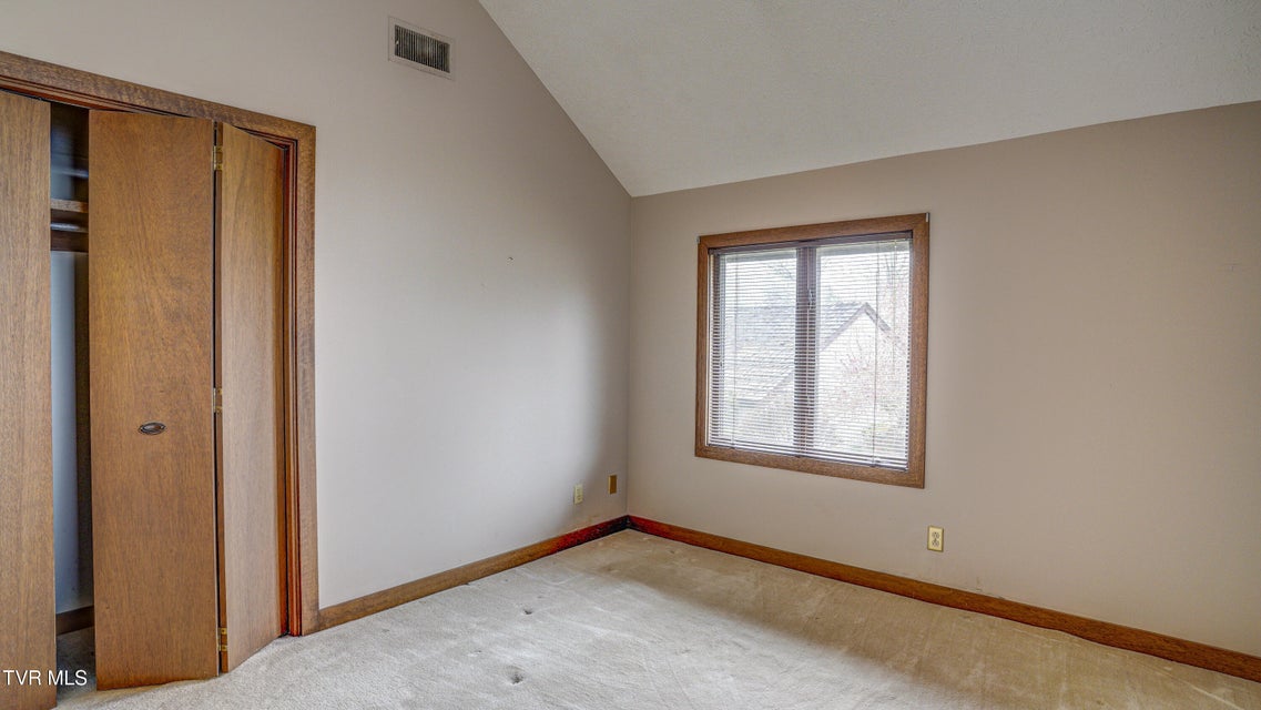 Photo #51: 120 Columbine Road