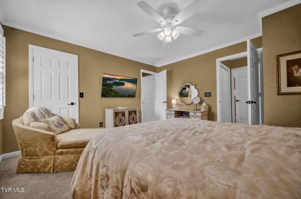 Photo #16: 31 Oak Leaf Circle