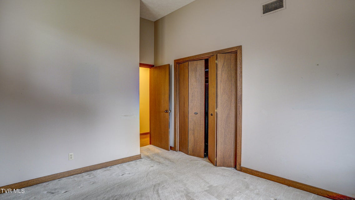 Photo #52: 120 Columbine Road