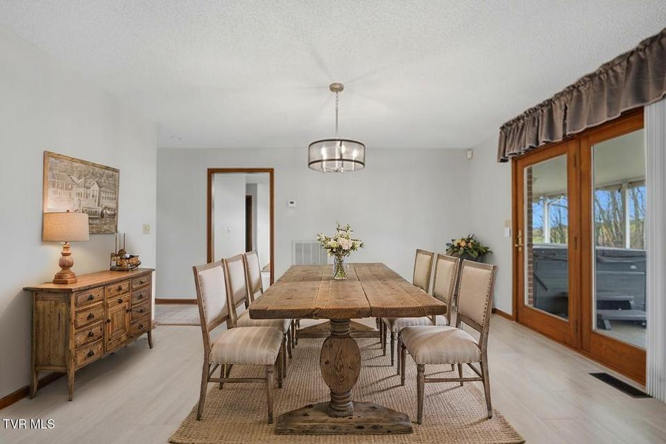 Photo #9: 17304 Mary Lee Drive