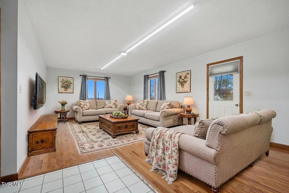 Photo #14: 17304 Mary Lee Drive