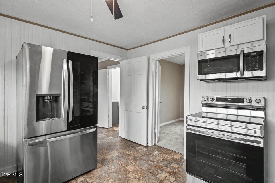 Photo #17: 109 Clear Springs Road