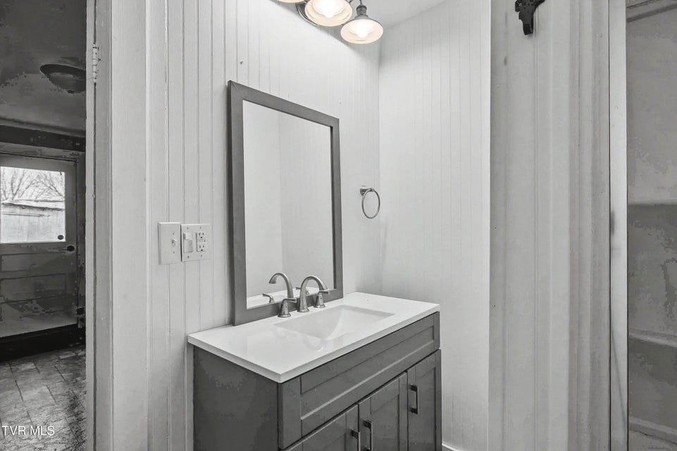 Photo #19: 109 Clear Springs Road