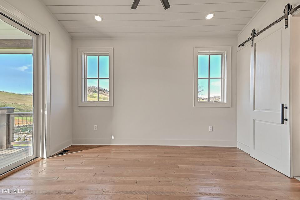 Photo #41: 190 Farmhouse Village Trail