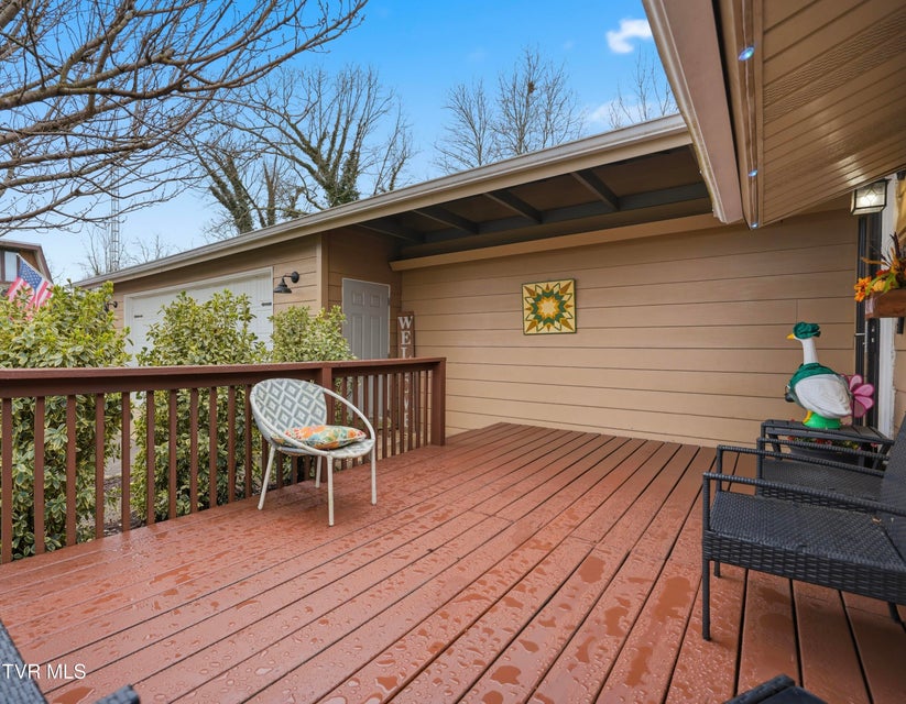 Photo #4: 312 Thistlewood Drive