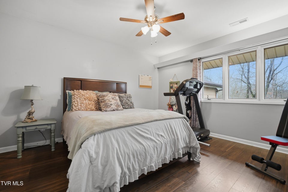 Photo #11: 312 Thistlewood Drive