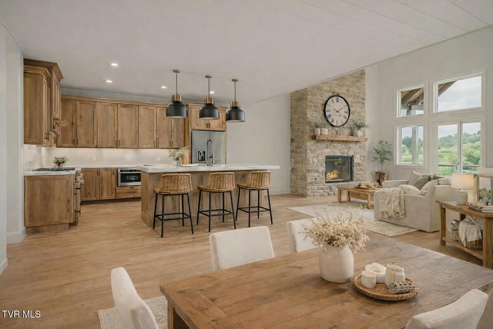 Photo #38: 190 Farmhouse Village Trail