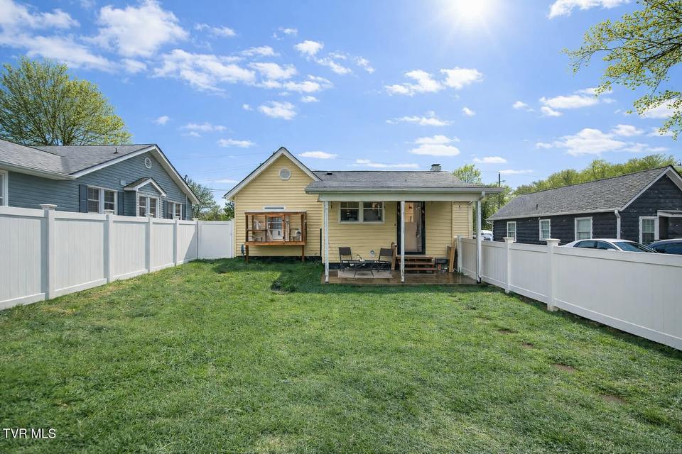 Photo #27: 1617 Woodside Drive