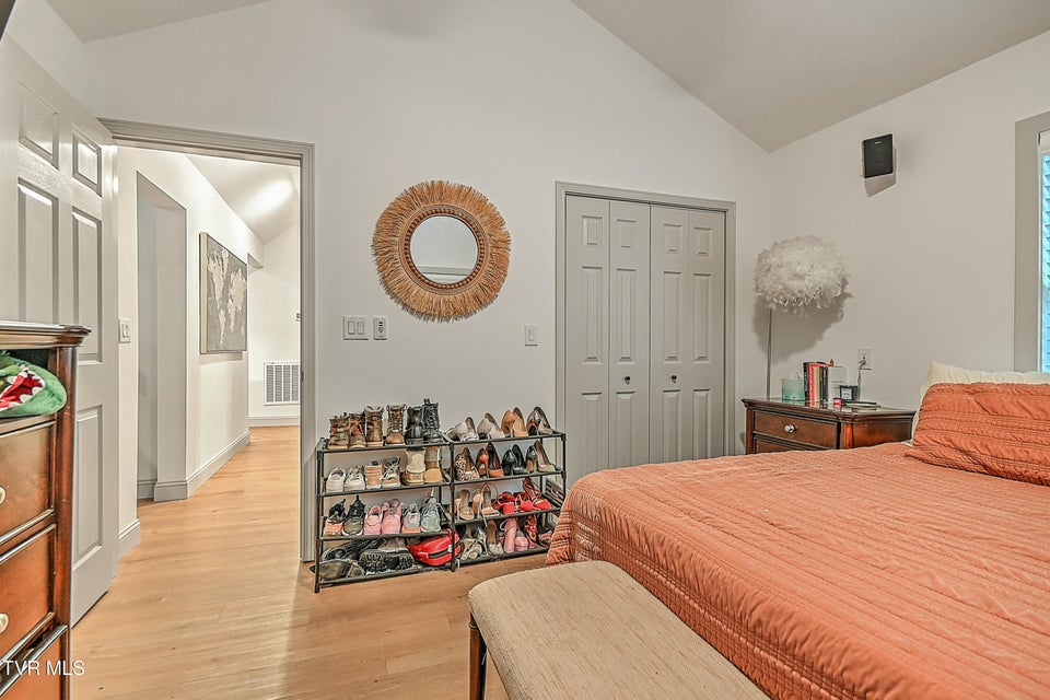 Photo #19: 1617 Woodside Drive