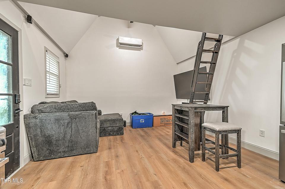 Photo #23: 1617 Woodside Drive