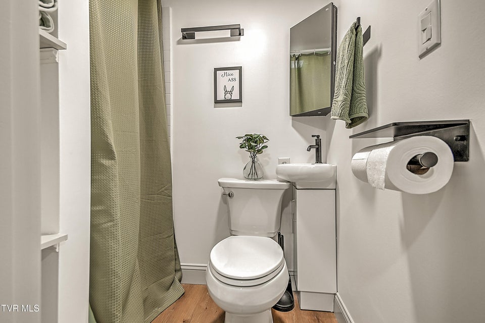 Photo #25: 1617 Woodside Drive