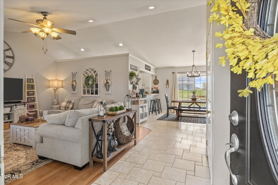 Photo #6: 107 Steven Lane