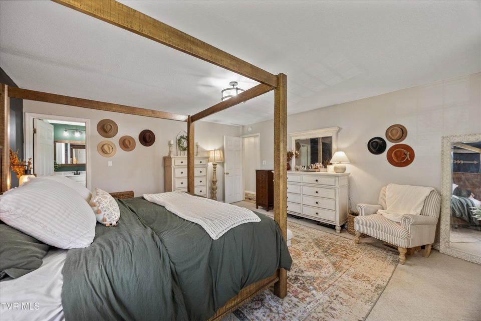 Photo #23: 107 Steven Lane