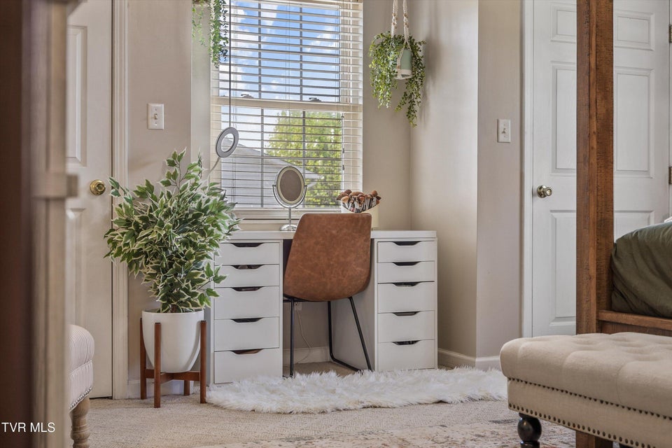 Photo #24: 107 Steven Lane