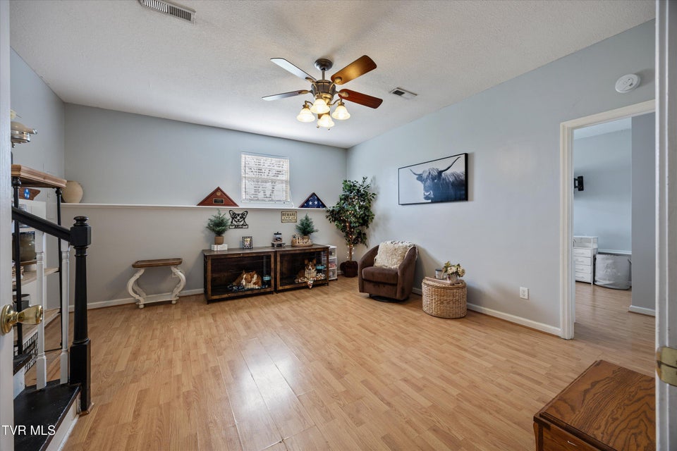 Photo #29: 107 Steven Lane